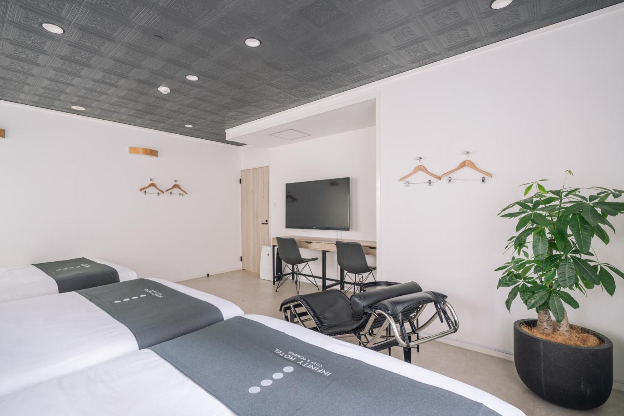 Infinity Hotel -Jiitchaku- Uraszoe Kültér fotó
